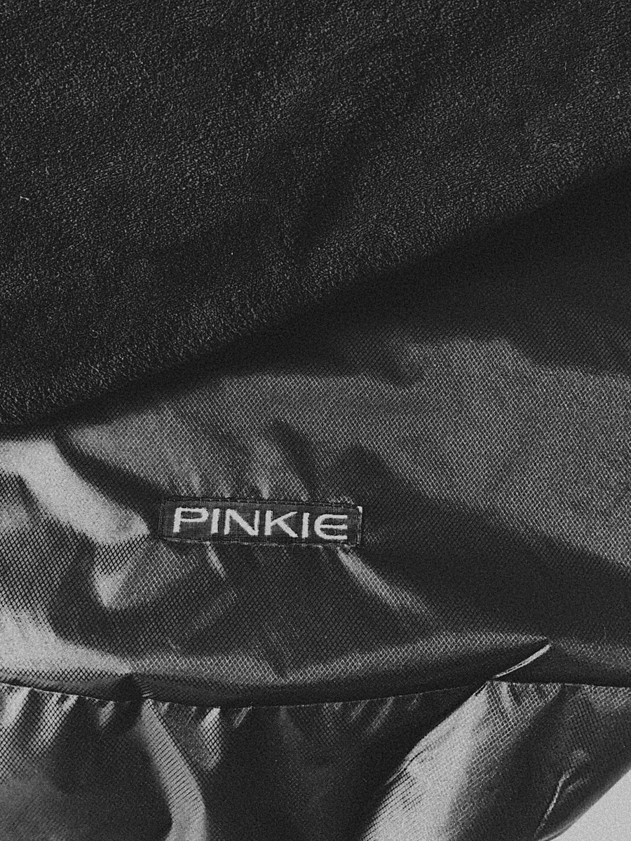 kliknutít zobrazíte maximální velikost obrázku zateplená stahovací deka Pinkie Plain Black