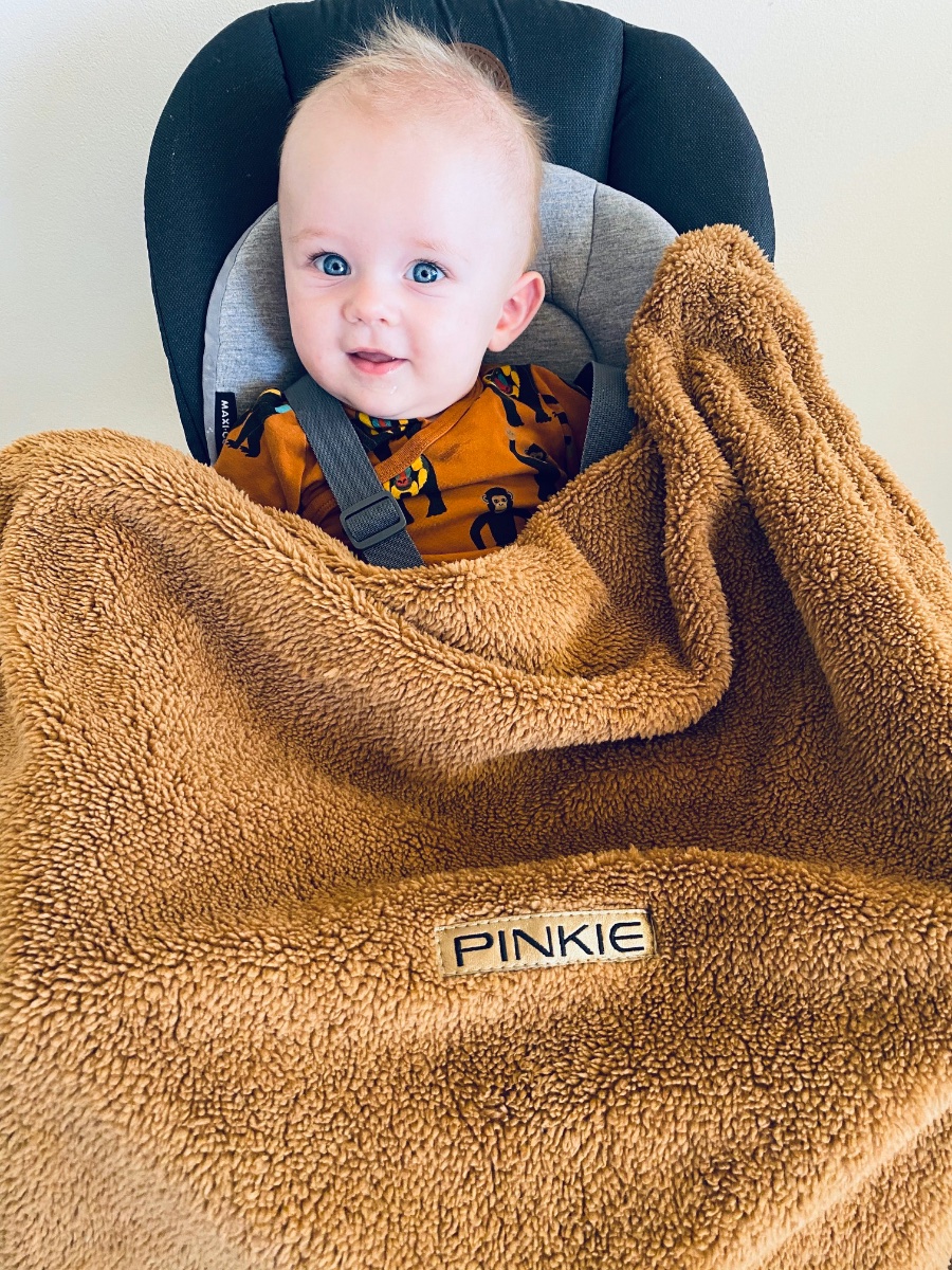 kliknutít zobrazíte maximální velikost obrázku deka se stahováním Pinkie Soft Brown