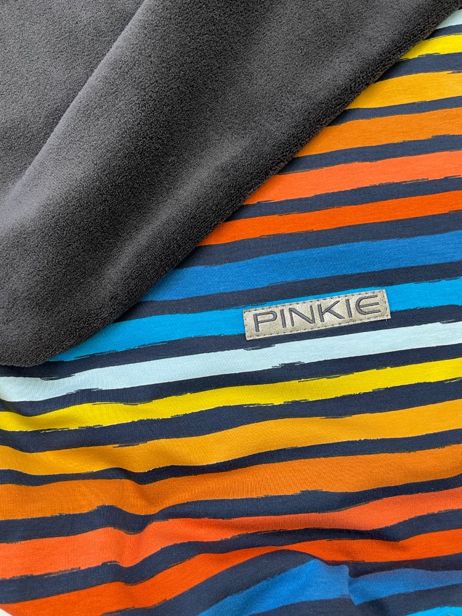 kliknutít zobrazíte maximální velikost obrázku deka se stahováním Pinkie Stripes
