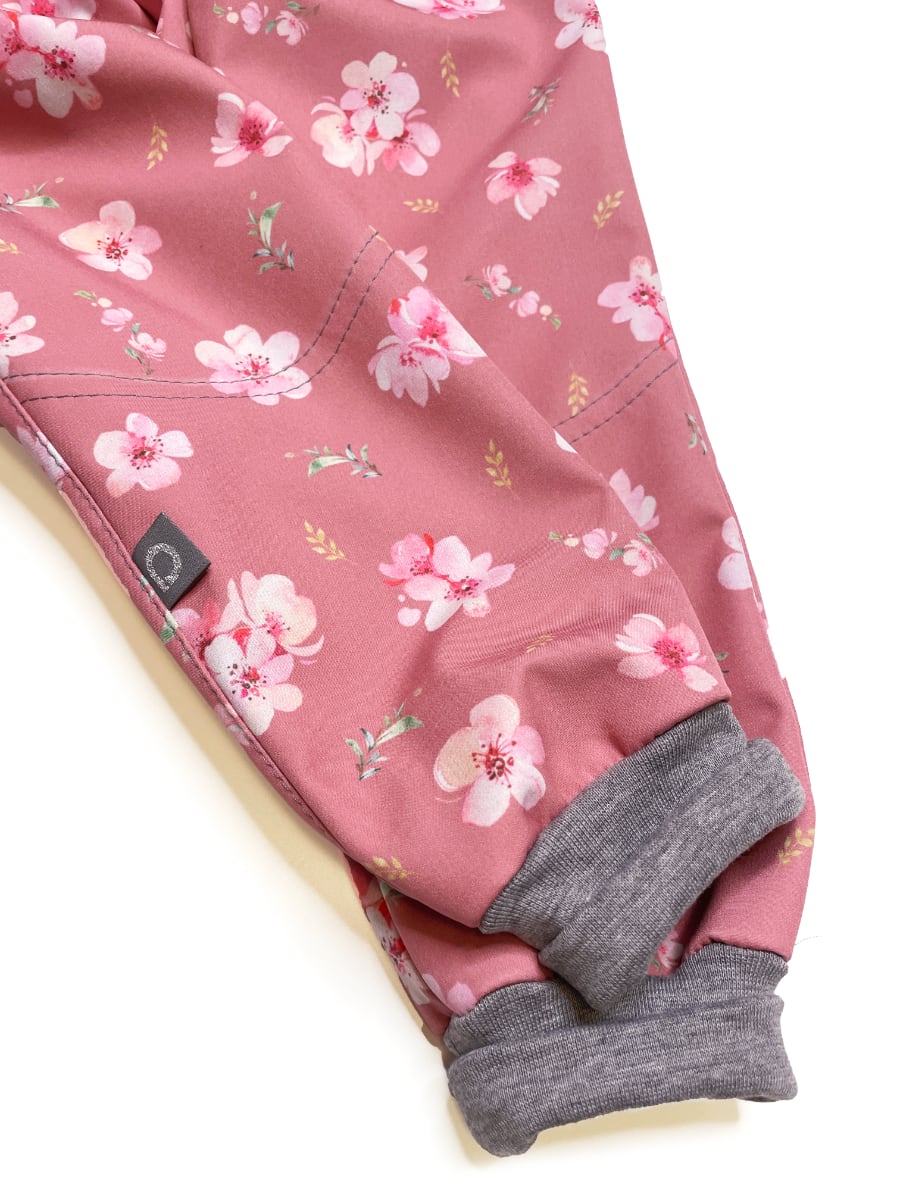 kliknutít zobrazíte maximální velikost obrázku softshellové kalhoty Pink Rose
