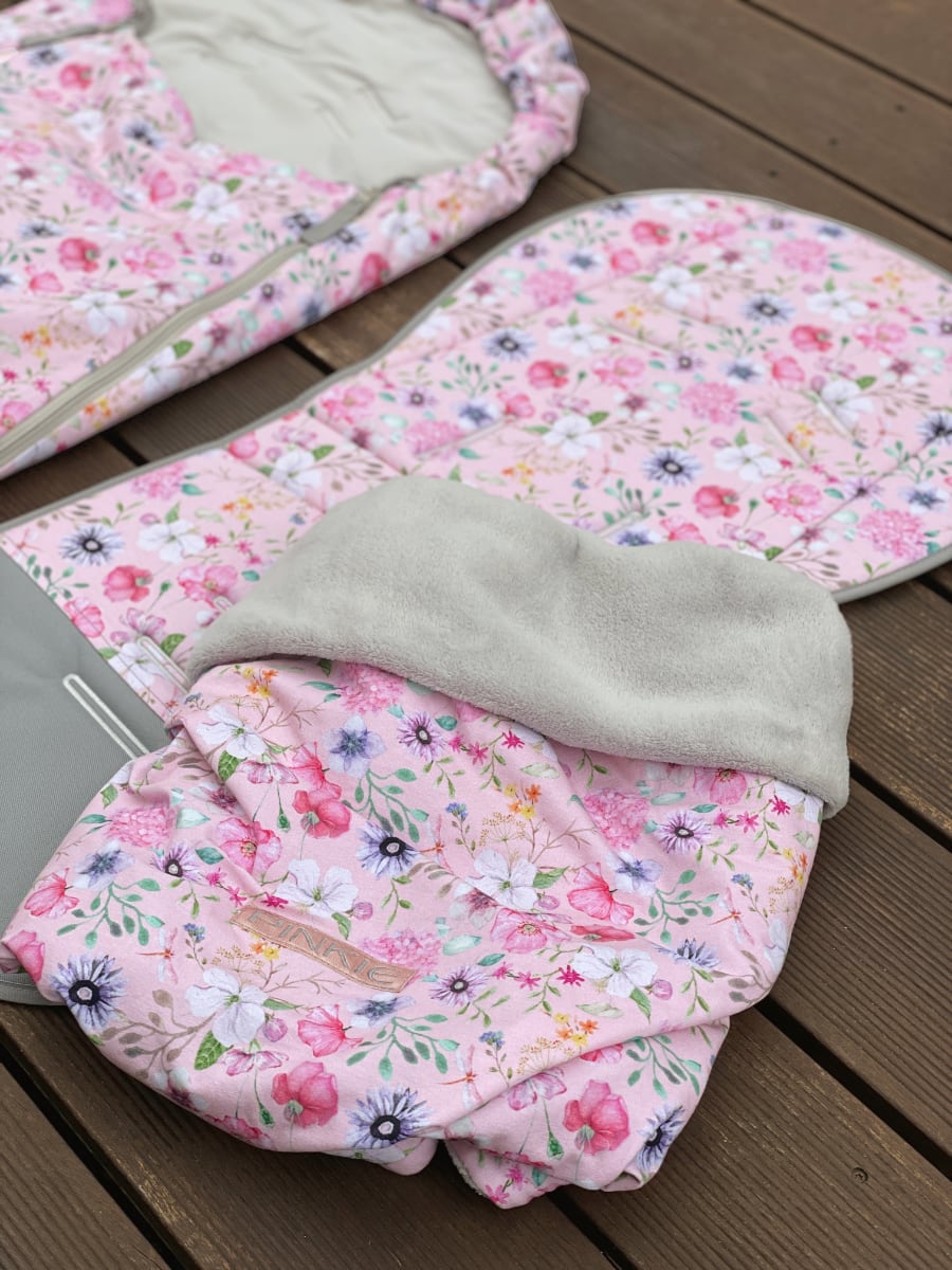 kliknutít zobrazíte maximální velikost obrázku deka se stahováním Spring Flower Pink