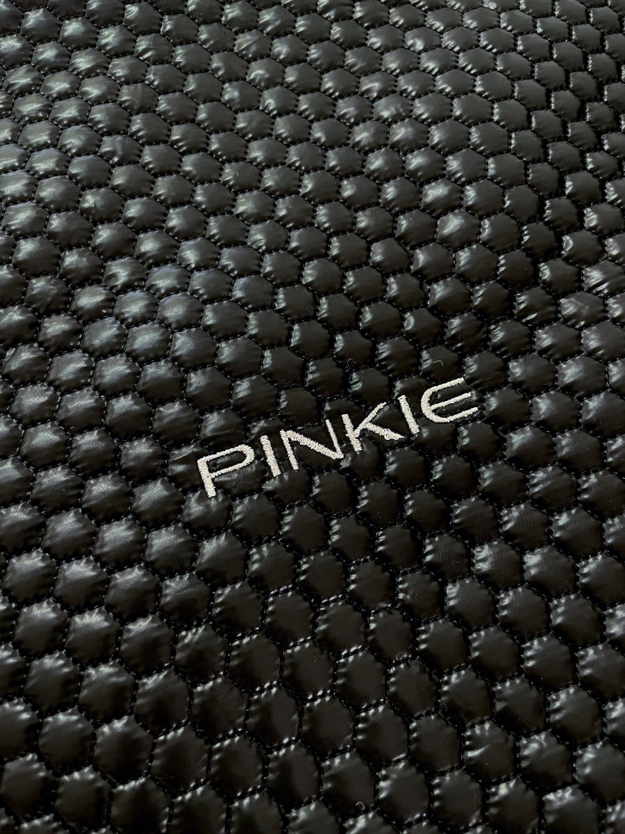 kliknutít zobrazíte maximální velikost obrázku fusak Pinkie Black Comb